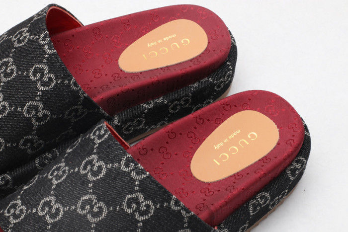 GUI SANDAL