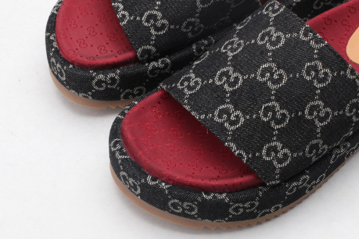 GUI SANDAL