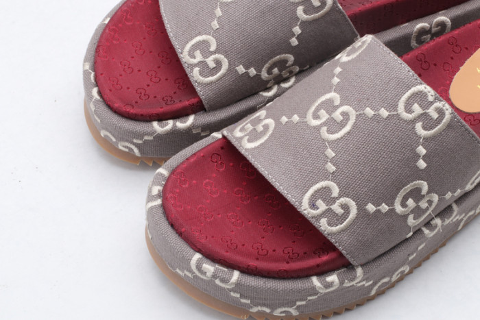 GUI SANDAL