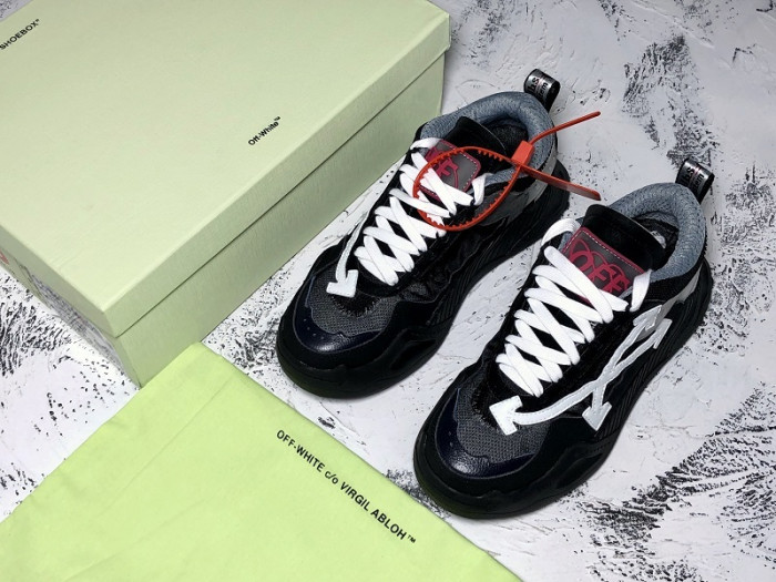 OFW SNEAKER