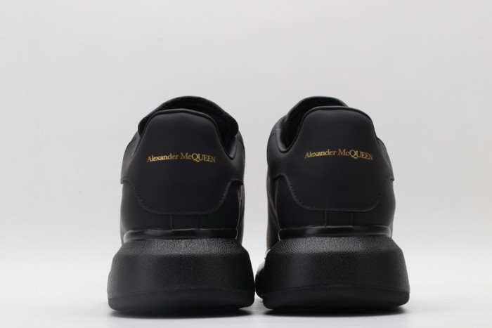 ALEX MCQU SNEAKER