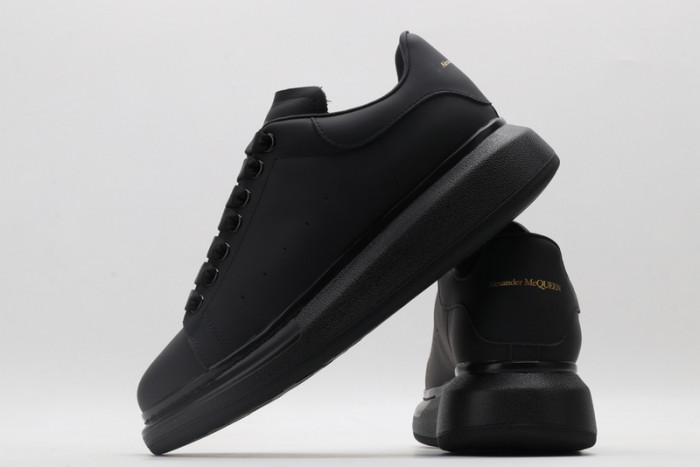 ALEX MCQU SNEAKER