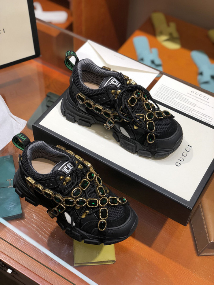 GUI SNEAKER