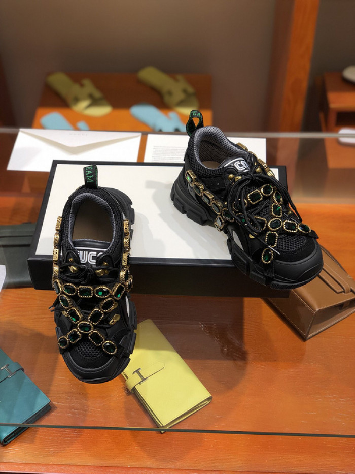 GUI SNEAKER