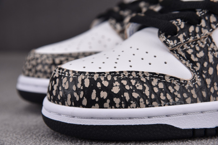 NIKE SB DUNK LOW PRO