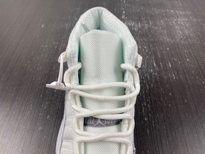 Air Jordan 11 Retro Silver Anniversary (2010) 408201-101