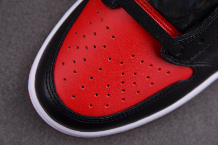 Air Jordan 1 Retro Low Bred 705329-001