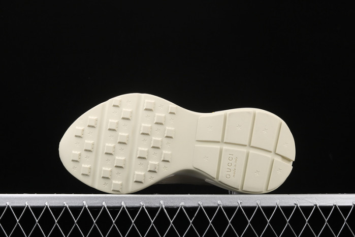 GUI SNEAKER
