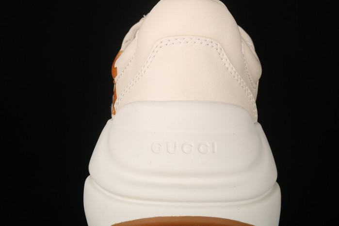 GUI SNEAKER