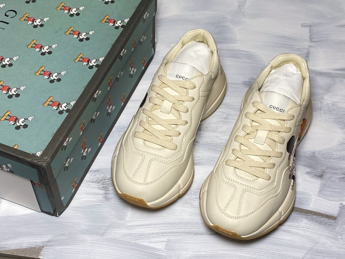 GUI SNEAKER