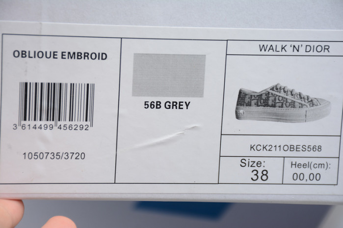 D10R SNEAKER
