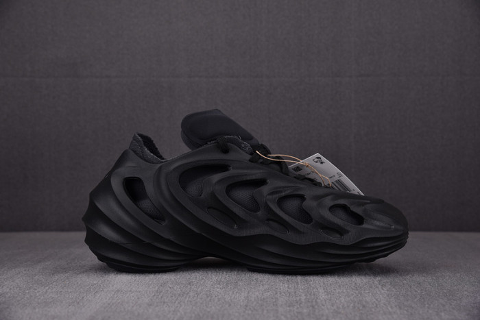 Ad Originals adiFOM Q“Black Carbon” HP6586