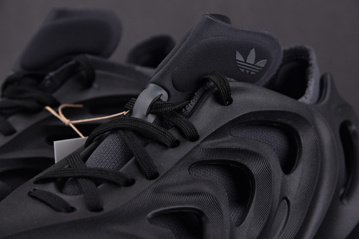 Ad Originals adiFOM Q“Black Carbon” HP6586