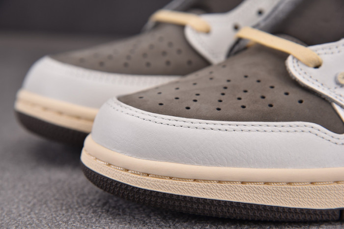 TRAVIS SCOTT X AIR JORDAN 1 LOW OG “REVERSE MOCHA” DM7866-162