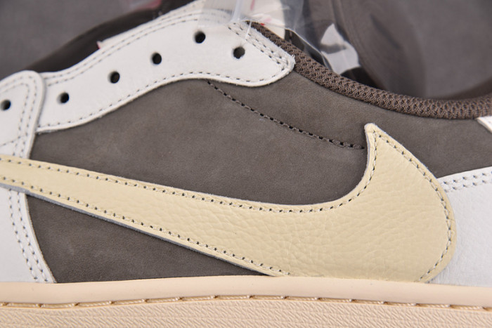 TRAVIS SCOTT X AIR JORDAN 1 LOW OG “REVERSE MOCHA” DM7866-162