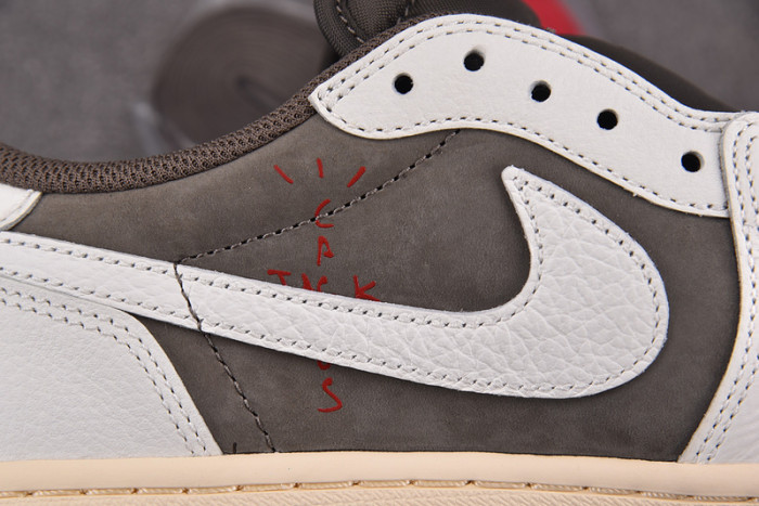 TRAVIS SCOTT X AIR JORDAN 1 LOW OG “REVERSE MOCHA” DM7866-162