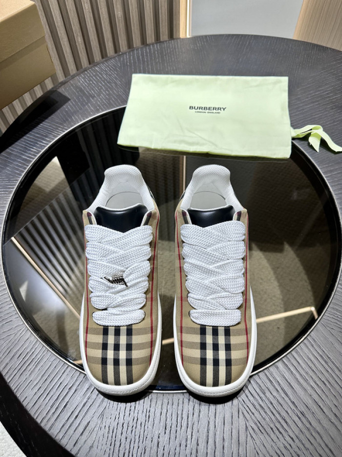 BUB sneaker