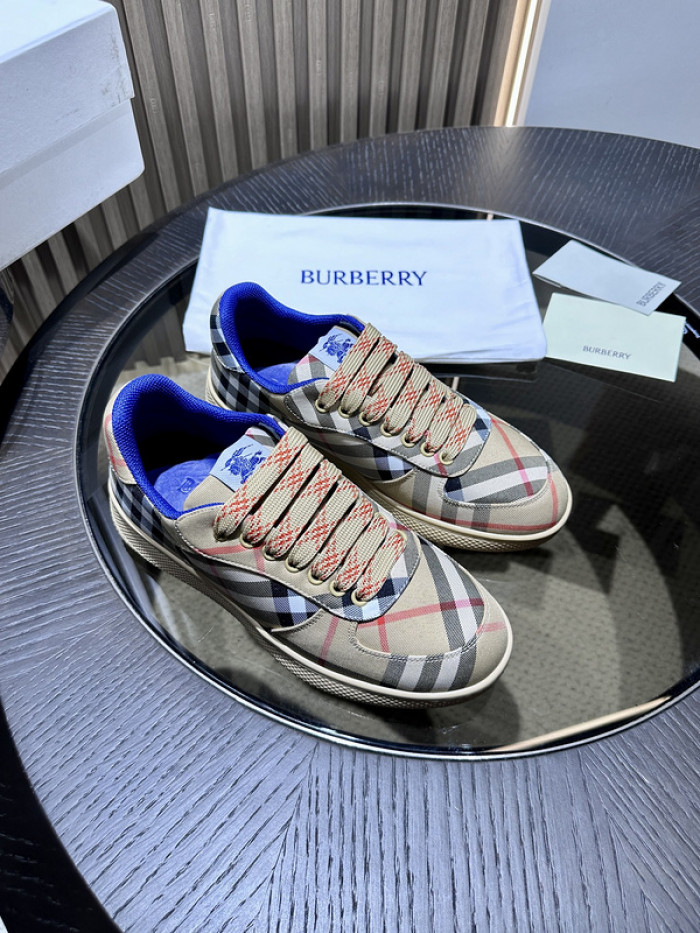 BUB sneaker