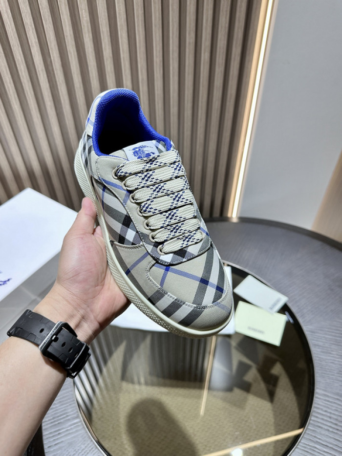 BUB sneaker