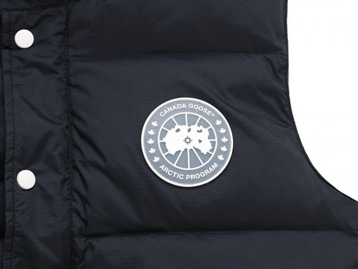 C&NA* G00SE down jacket