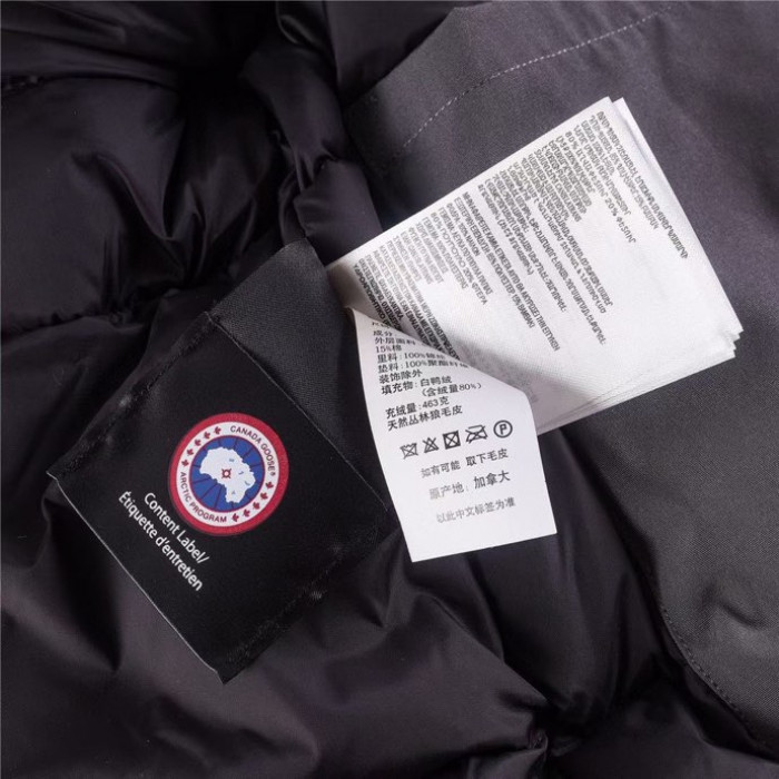 C&NA* G00SE down jacket