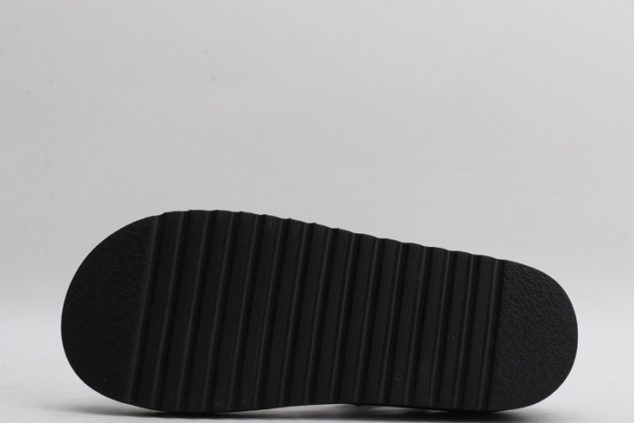 CN SANDAL
