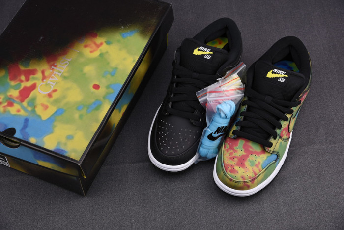 CIVILIST X NIKE DUNK LOW PRO SB QS