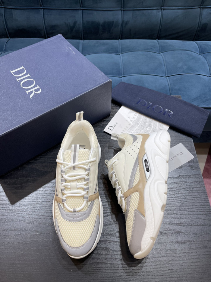 D10R SNEAKER