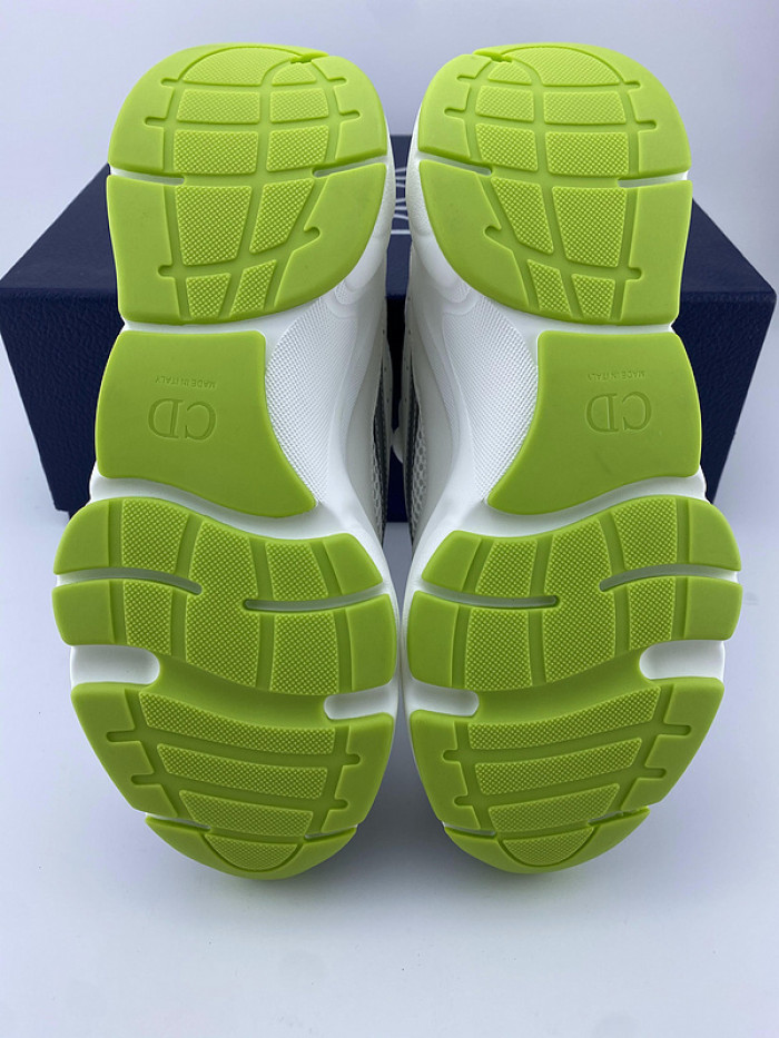 D10R SNEAKER