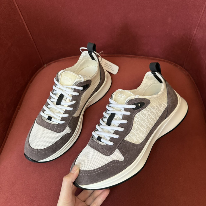 D10R B25 SNEAKER