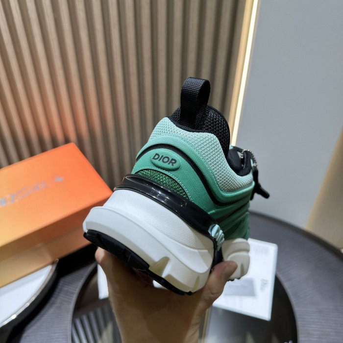 D10R B44 SNEAKER