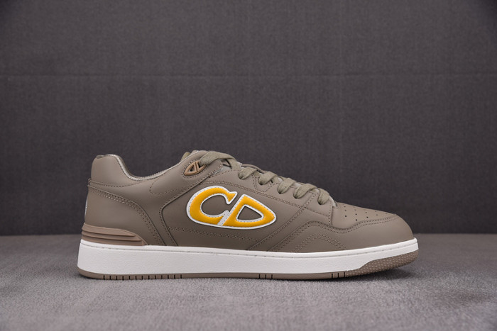 D10R B57 LOW SNEAKER