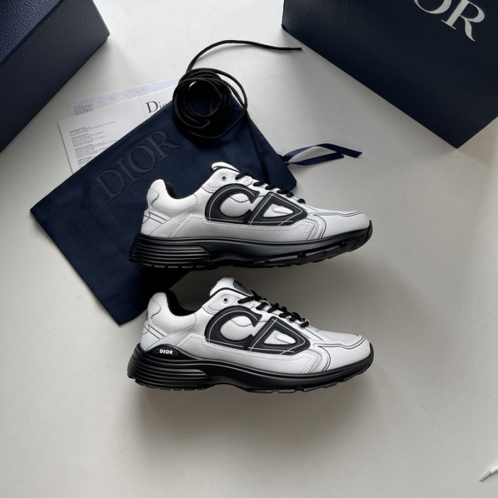 D10R SNEAKER