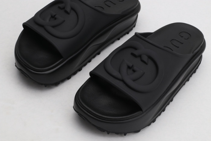 GUI SANDAL