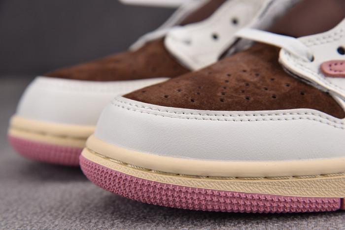 Travis Scott x Air Jordan 1 Low OG “Dark Pony/Pink Oxford” DZ4137-206