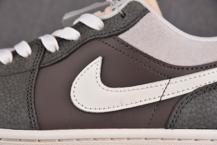 Air Jordan 1 Low SNKRS Day Korea Magpie (2023) FD0399-004