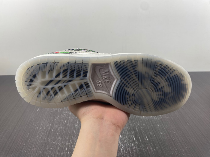Nike SB Dunk Low Decon