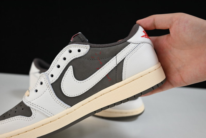 TRAVIS SCOTT X AIR JORDAN 1 LOW OG “REVERSE MOCHA” DM7866-162