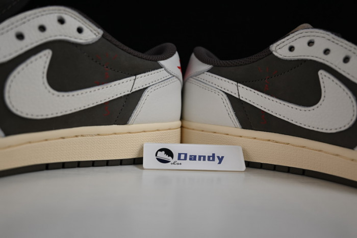 TRAVIS SCOTT X AIR JORDAN 1 LOW OG “REVERSE MOCHA” DM7866-162