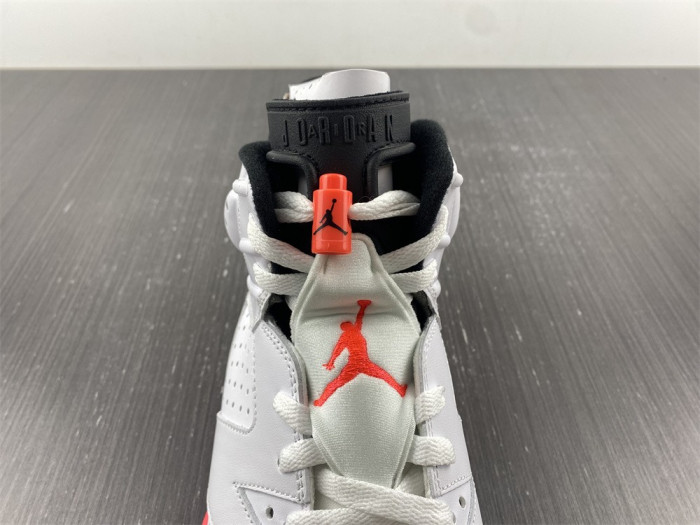 AIR JORDAN 6 RETRO