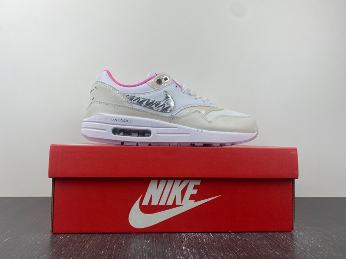 Nike Air Max 1 Unlock Your Space FN0608-101
