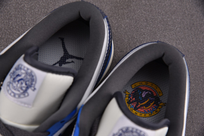 Wmns Air Jordan 1 Low SE