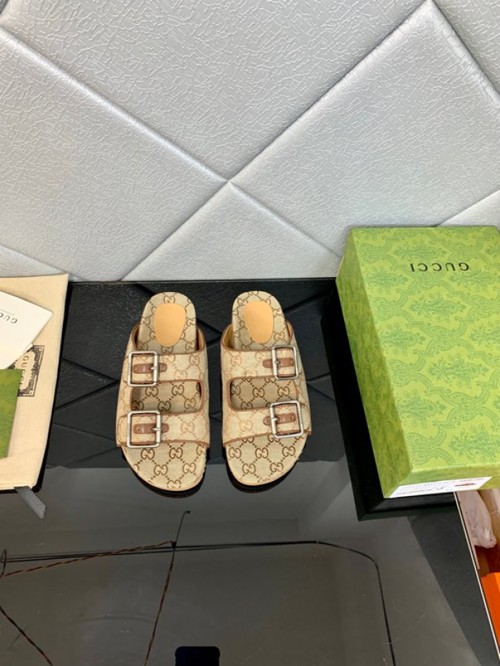 GUI SANDAL