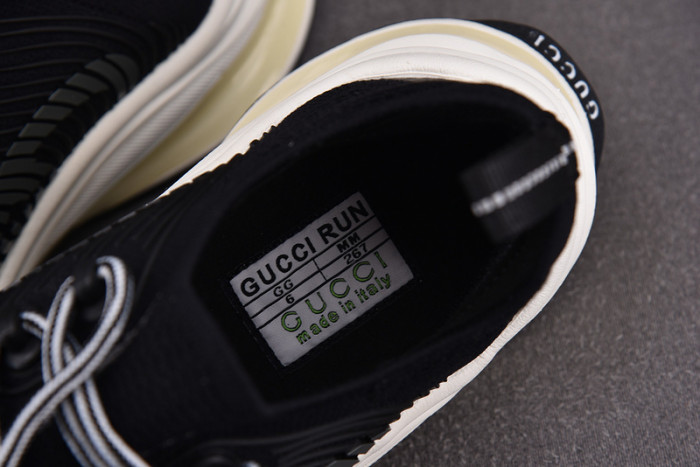 GUI SNEAKER