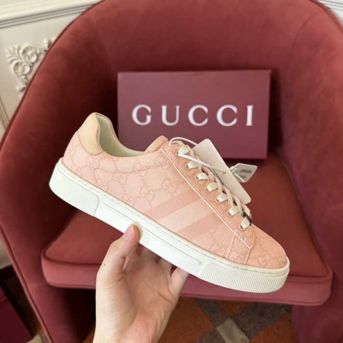 GUI SNEAKER
