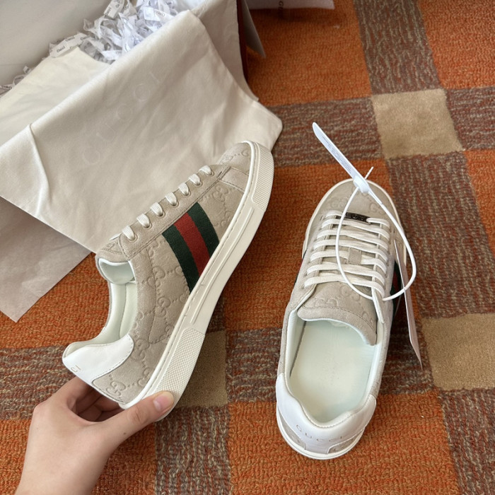 GUI SNEAKER