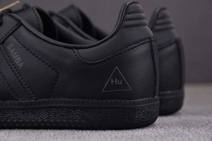 Pharrell Williams x Ad Samba GY4978