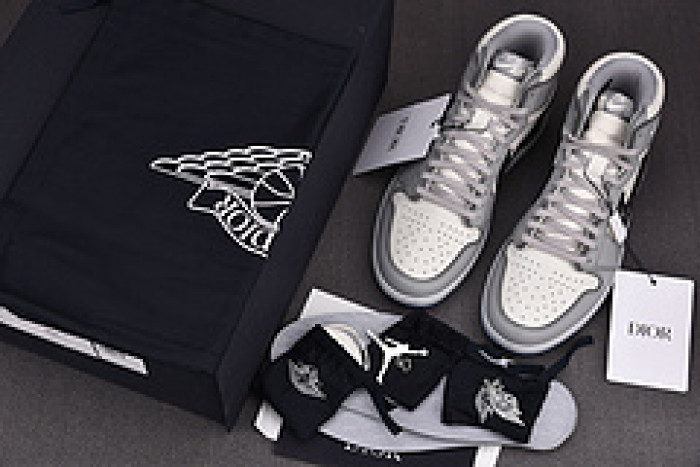 AIR JORDAN 1 Retro High D10r CN8607-002