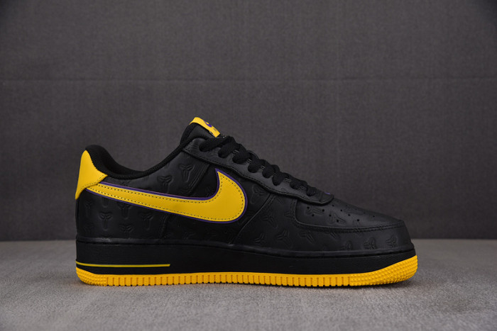 Nike Air Force 1 Low Kobe Bryant Lakers Away (Numbered Edition of 8000) HV5122-001