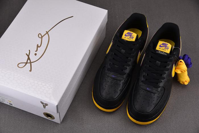 Nike Air Force 1 Low Kobe Bryant Lakers Away (Numbered Edition of 8000) HV5122-001